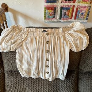 American Eagle shirt